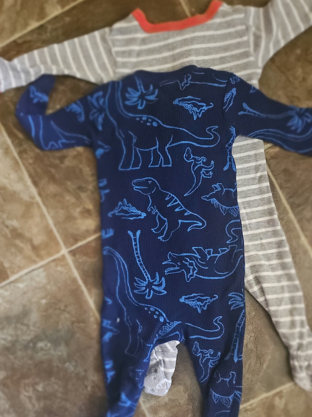 2 Sleepers PJS - Picture 7 of 7